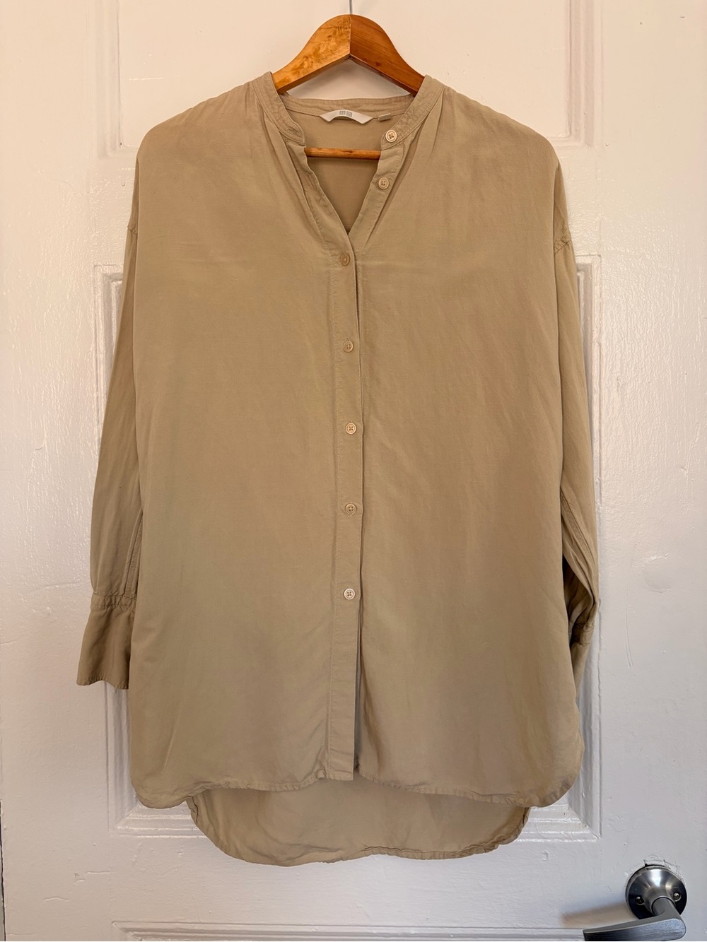 Uniqlo Casual Button-Up Shirt